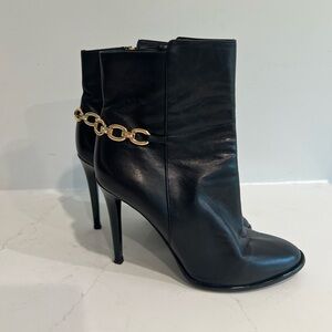 Diane Von Furstenberg Black Heeled Boots with Gold Chain